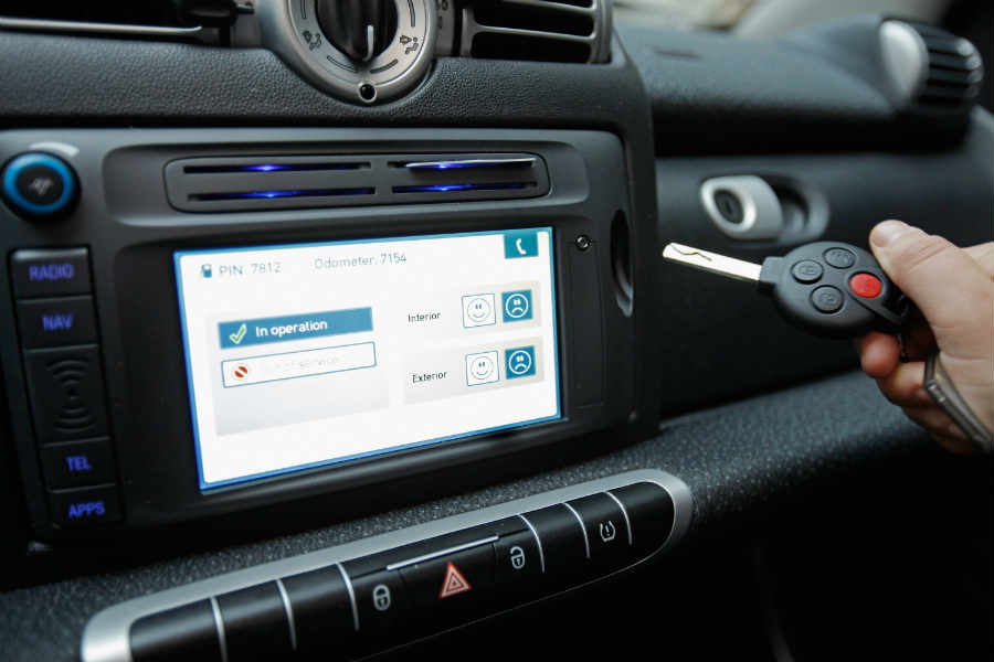  Automobile