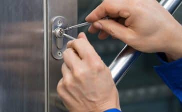 How To Hire A Trustworthy Locksmith 10