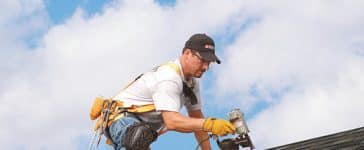 TIPS FOR HIRING THE BEST ROOFING CONTRACTOR 2